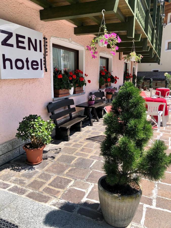 Zeni Hotel 3*