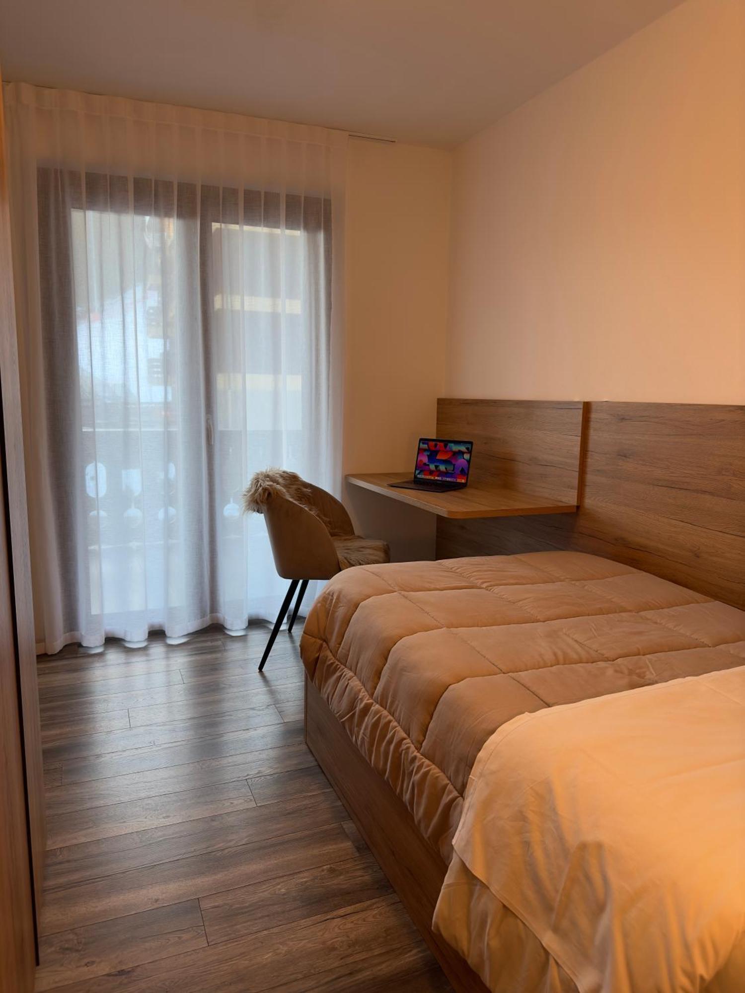 Hotel Zeni