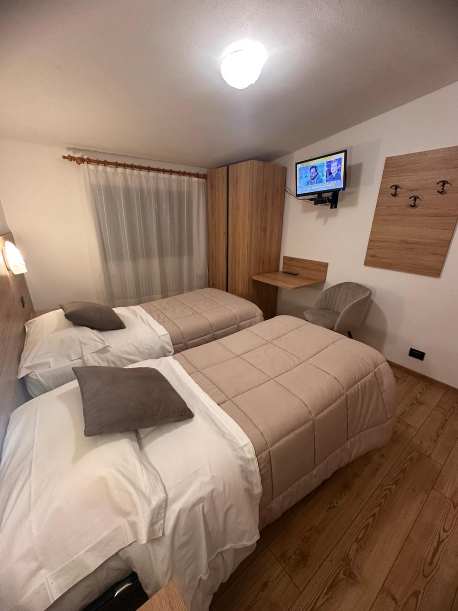 Hotel Zeni 3*